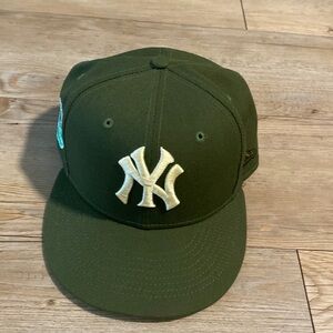 New York Yankees Olive green hat